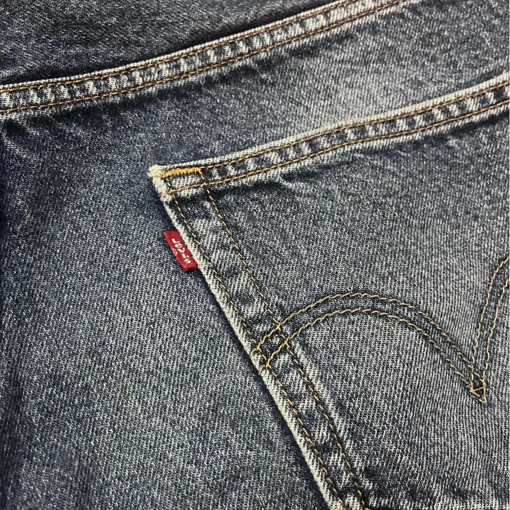 Levis Short - Picture 5 of 5
